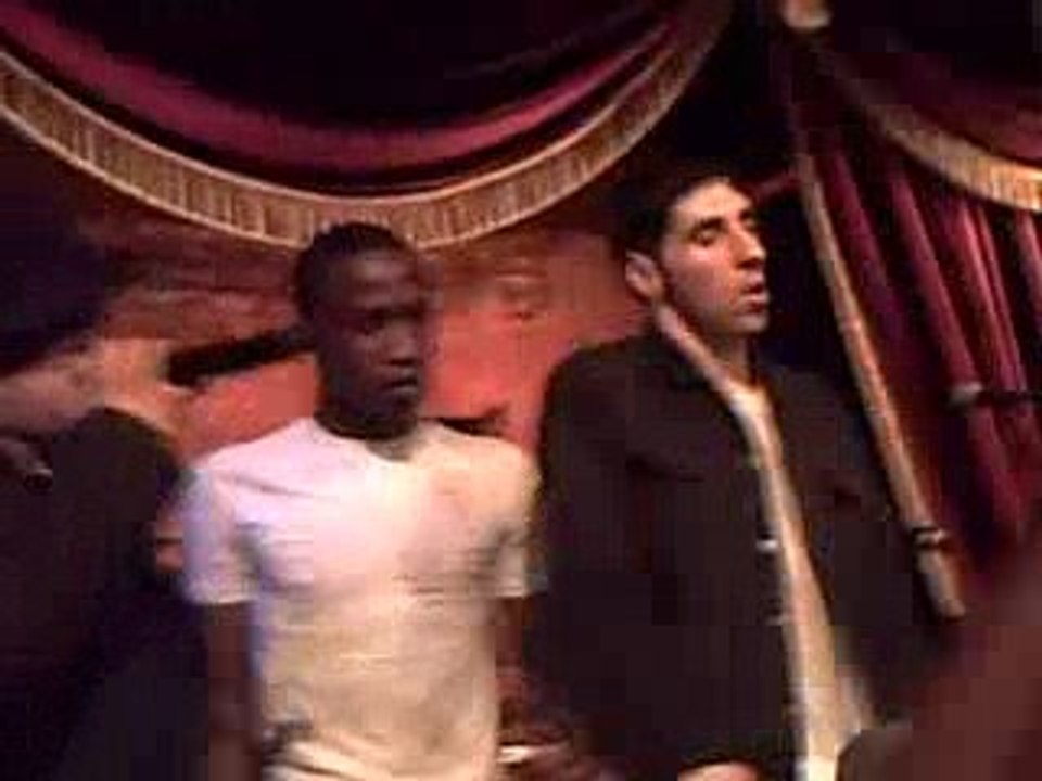 Reprise de "Thriller" au Jamel Comedy Club