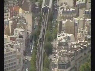 MP73 :  Vue sur la ligne 6 du métro parisien depuis la terrasse de la tour Montparnasse