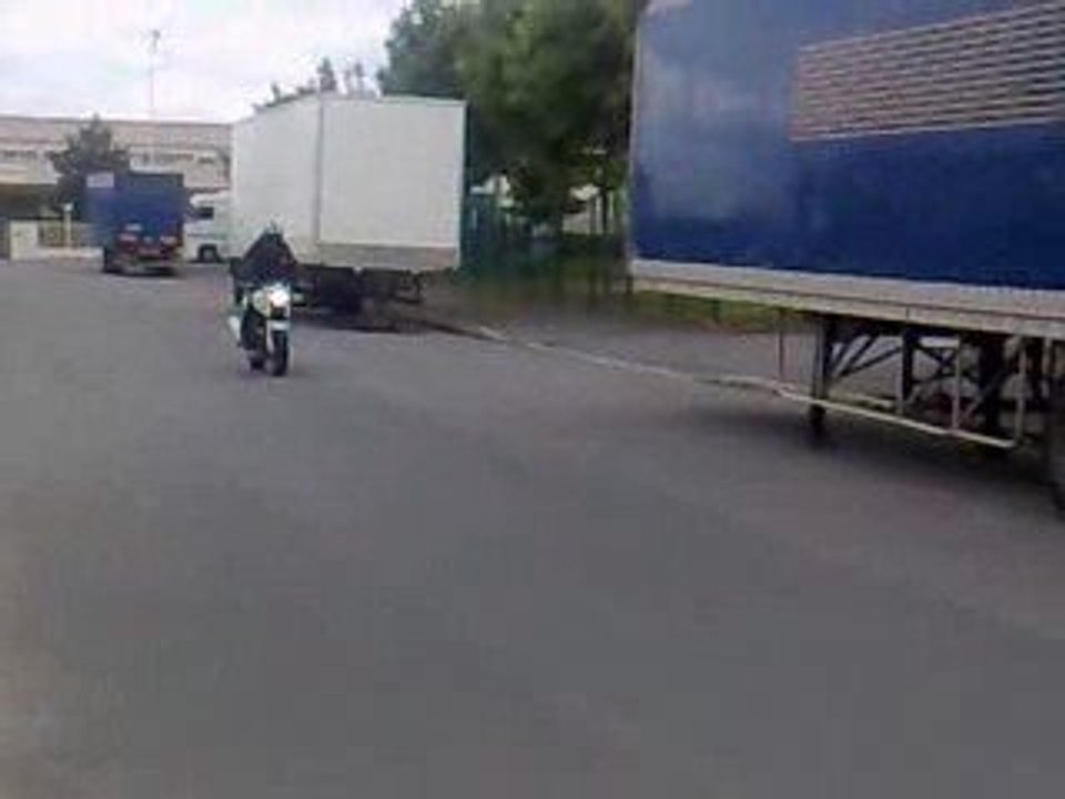 22062009016