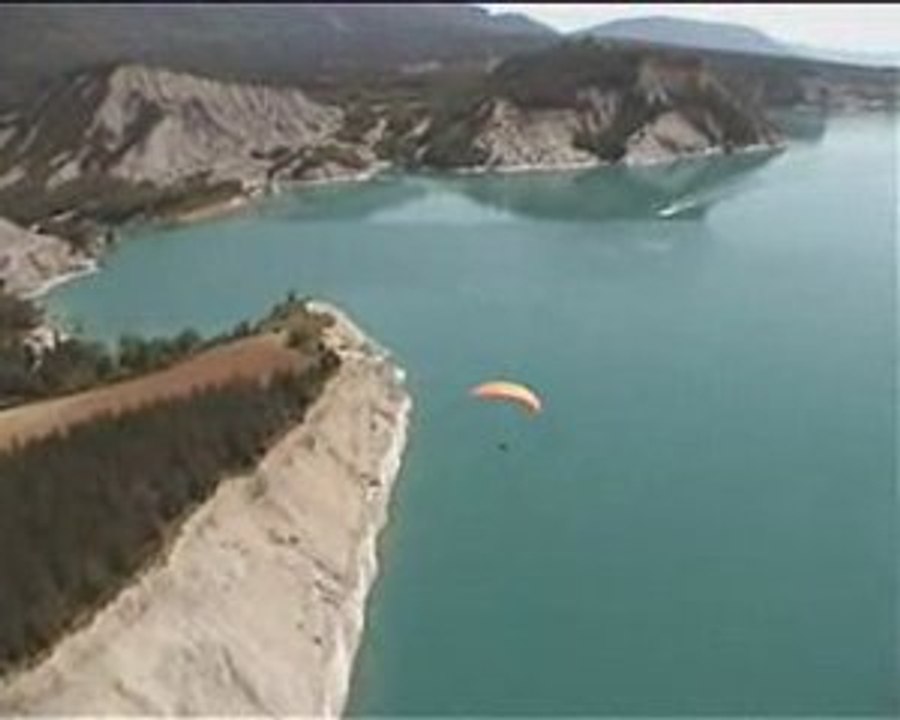 Paramoteur 64. Vol paramoteur d'Urrugne aux Bardenas www.paramoteur64.com