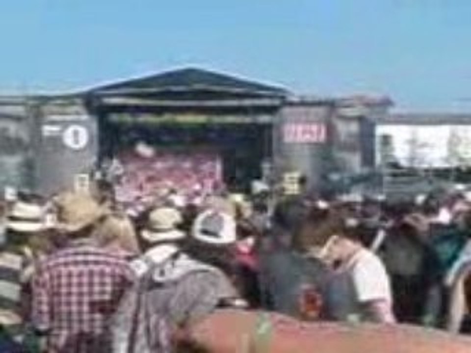 Katy Perry I Kissed A Girl, T in the Park