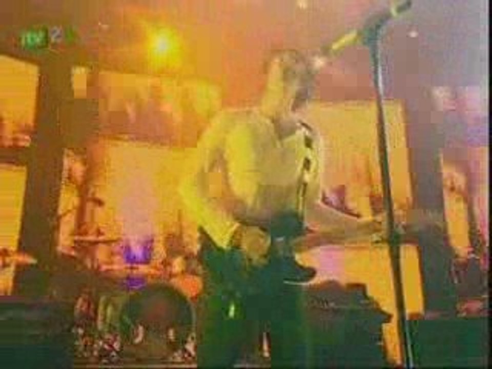 Snow Patrol - Crack The Shutters