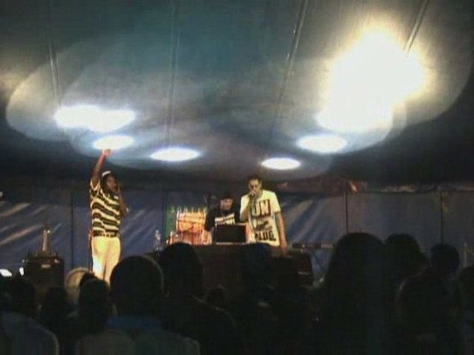 AYNELL - Concert Chapiteau Loisirs (Fleury-Mérogis)