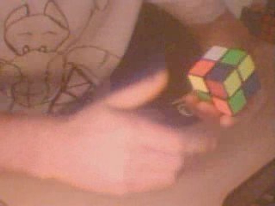 Rubik's Pocket Cube (2x2x2) 4.38 secondes de moyenne
