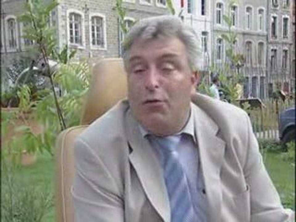 Voiture contre Nature