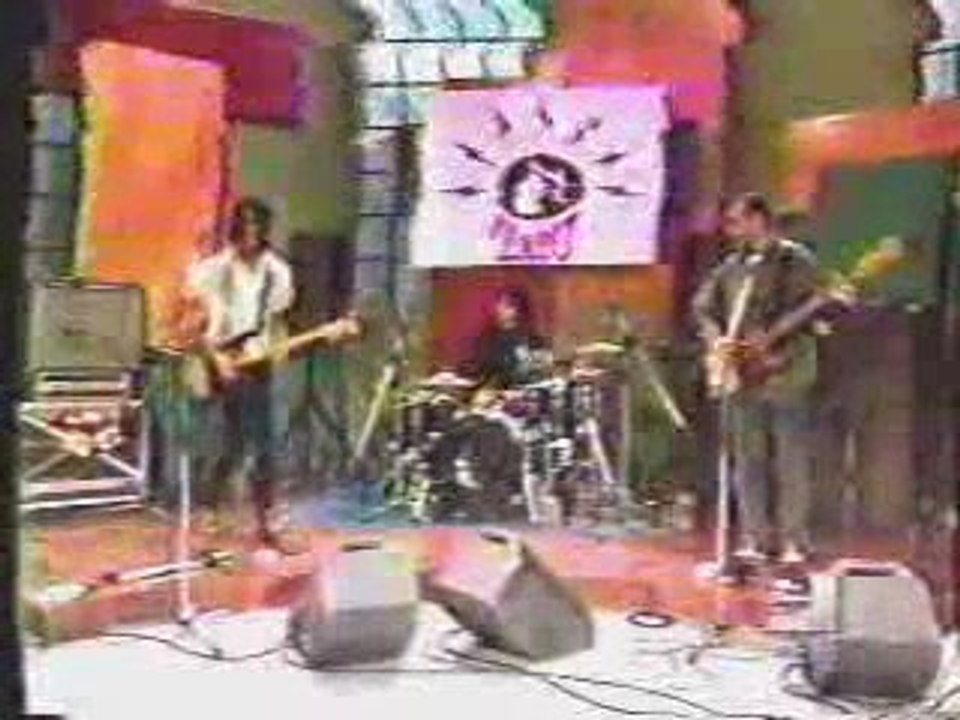 Dermis Tatú - Error por cometer (en vivo)