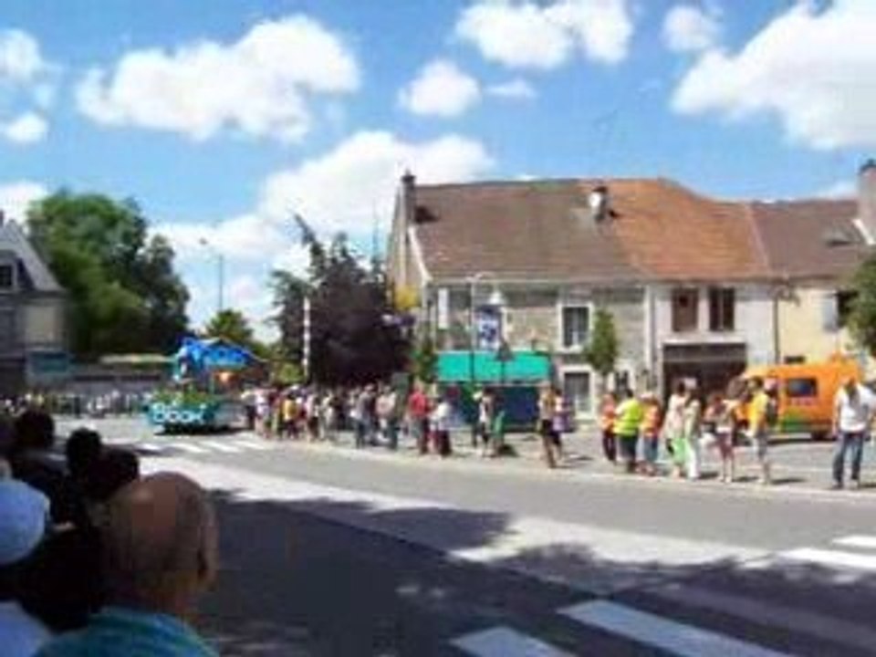 LA CARAVANE DU TOUR DE FRANCE 2009 A CHAUMONT