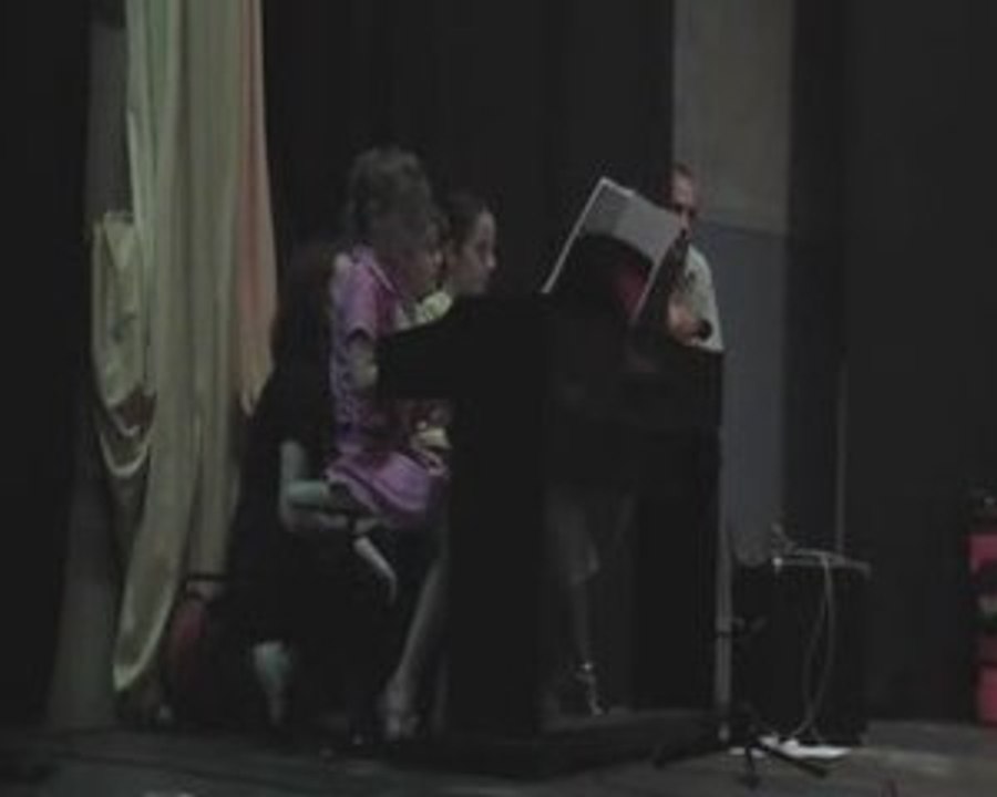 Piano à 6 mains, ( Les petits indiens tristes) ,