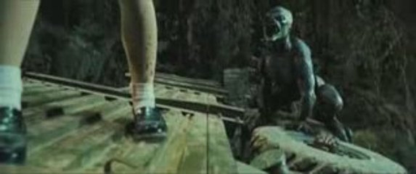 Blood - The Last Vampire - Clip Hanging