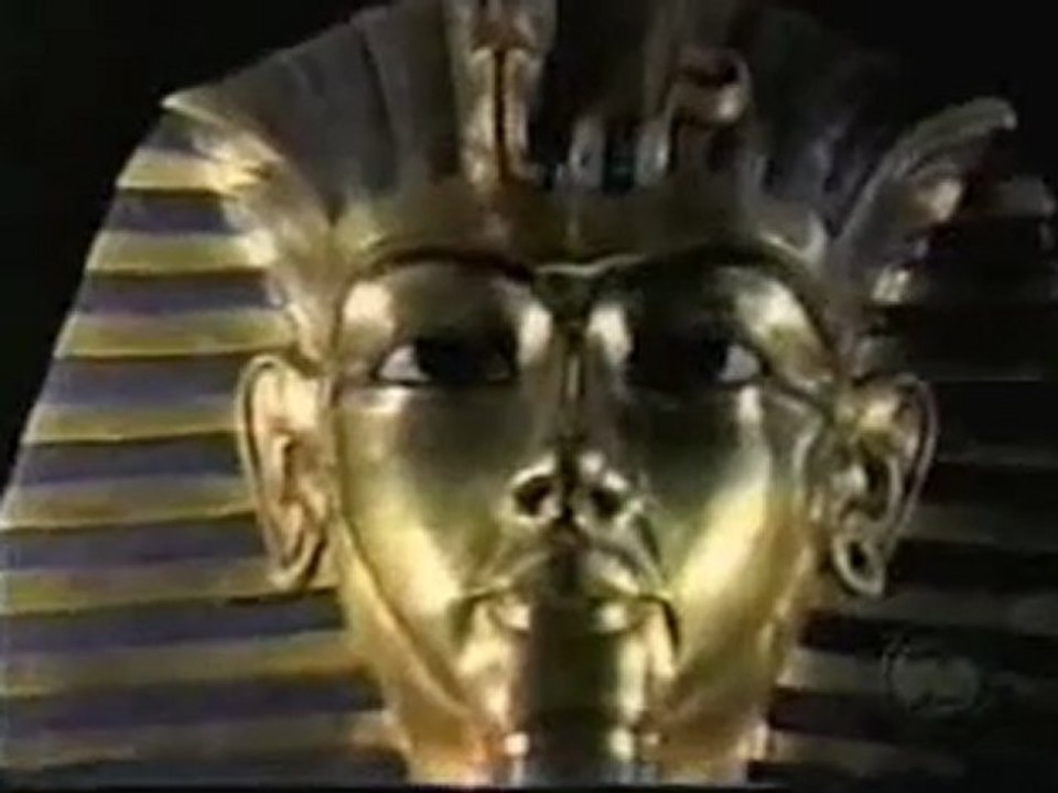 pyramide et extraterrestre