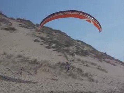 plouf en parapente au Pyla le 08/05/09 : toucher de dune ;)