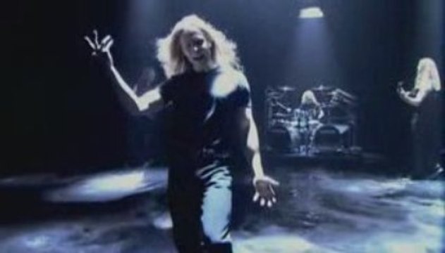 Stratovarius (Hunting High And Low)