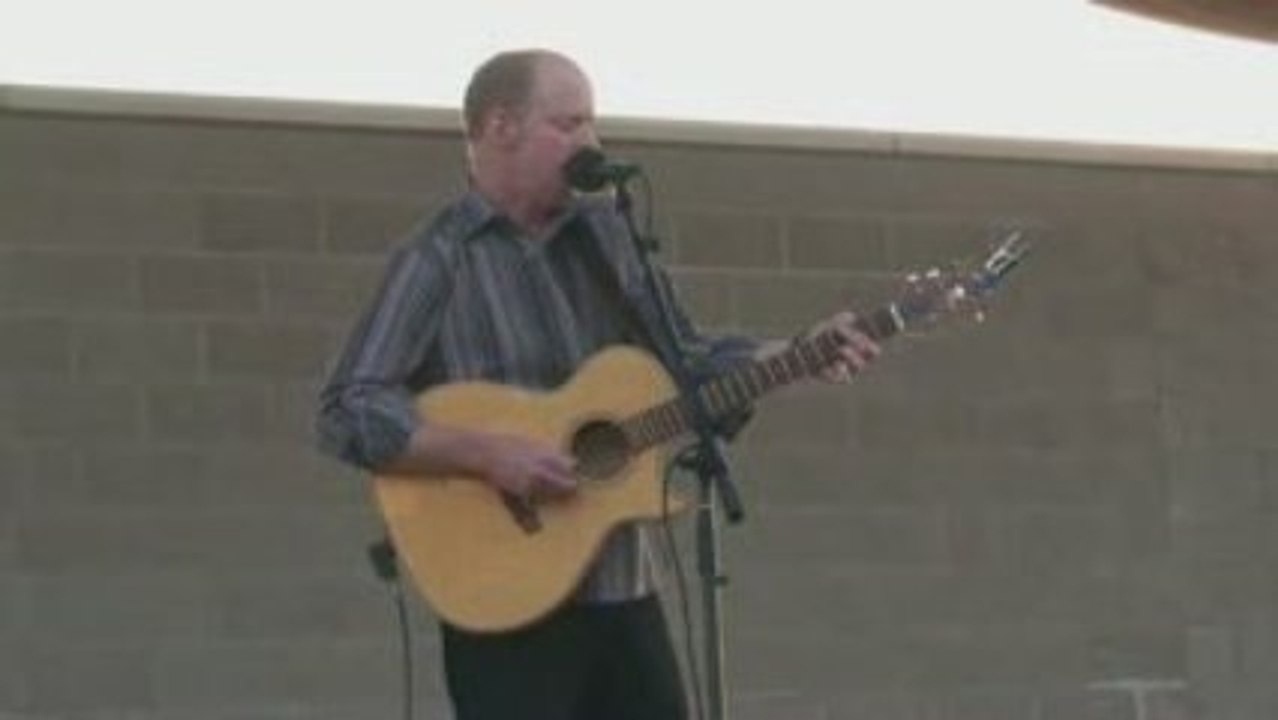 Willy Porter in Door County at the Peg Egan PAC