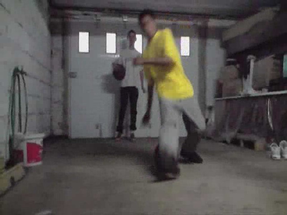 Streetball Freestyle Garage session - Jc-tizer ft. Raf.a.L