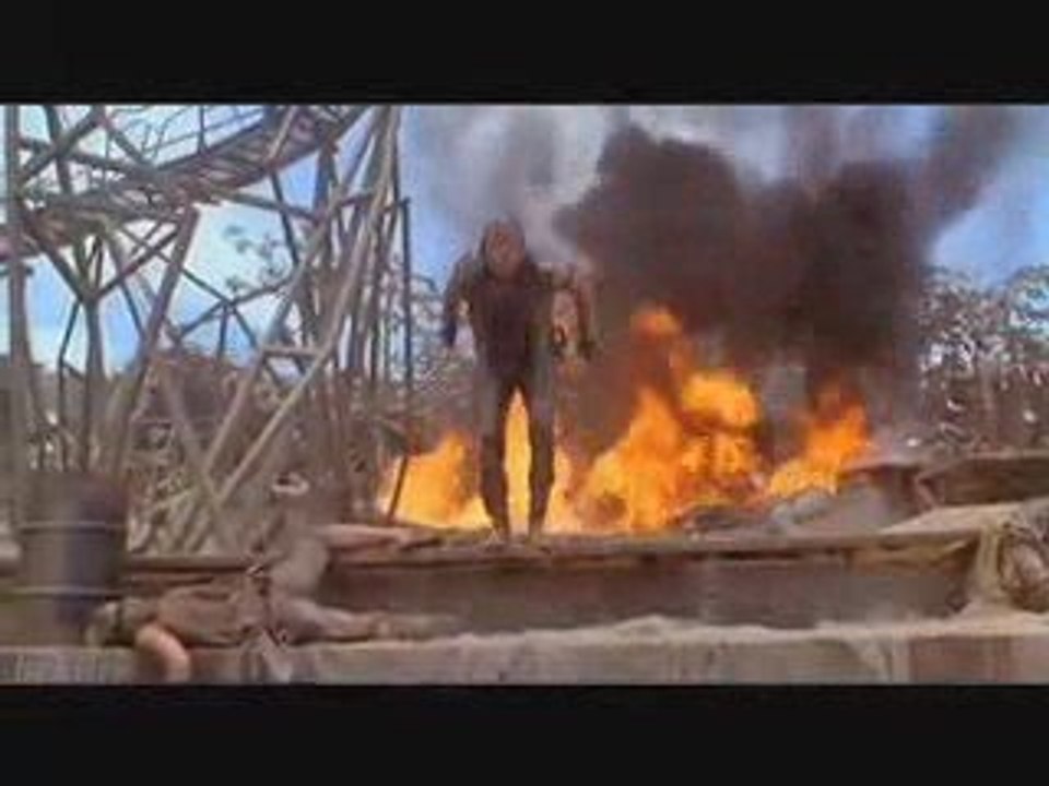 Abusive Kevin Costner in BEST SCENES FROM WATERWORLD