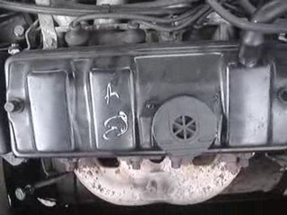 205 Rallye claquement haut moteur