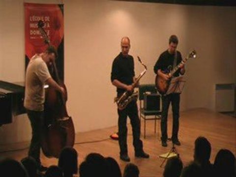 ICM - Profs en scène : Trio Indigo (saxophone, guitare, contrebasse)