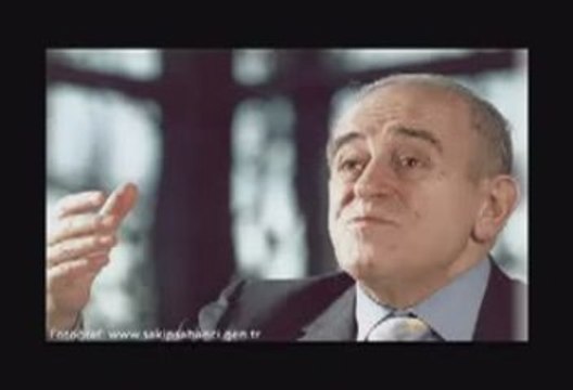 Sakıp sabancı bizlere sesleniyor.