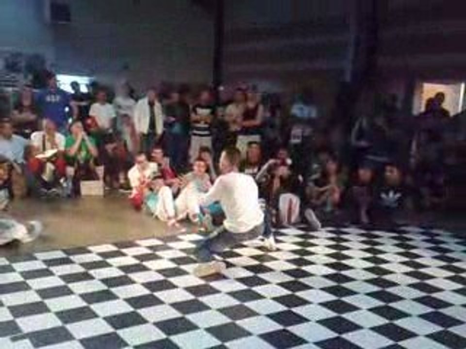 Boogali (GA Brothers) Vs Bougito (Ressurection Crew)
