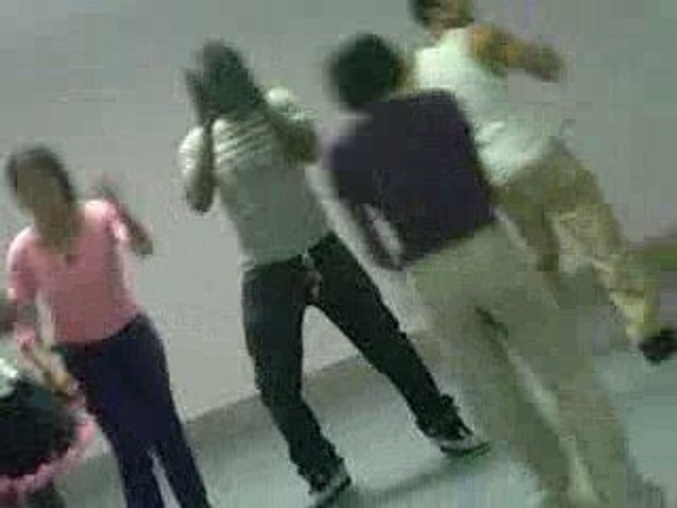 dancin around
