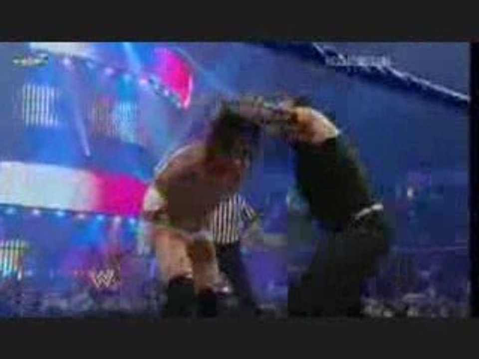 The Bash 2009 - CM Punk vs Jeff Hardy  Highlights
