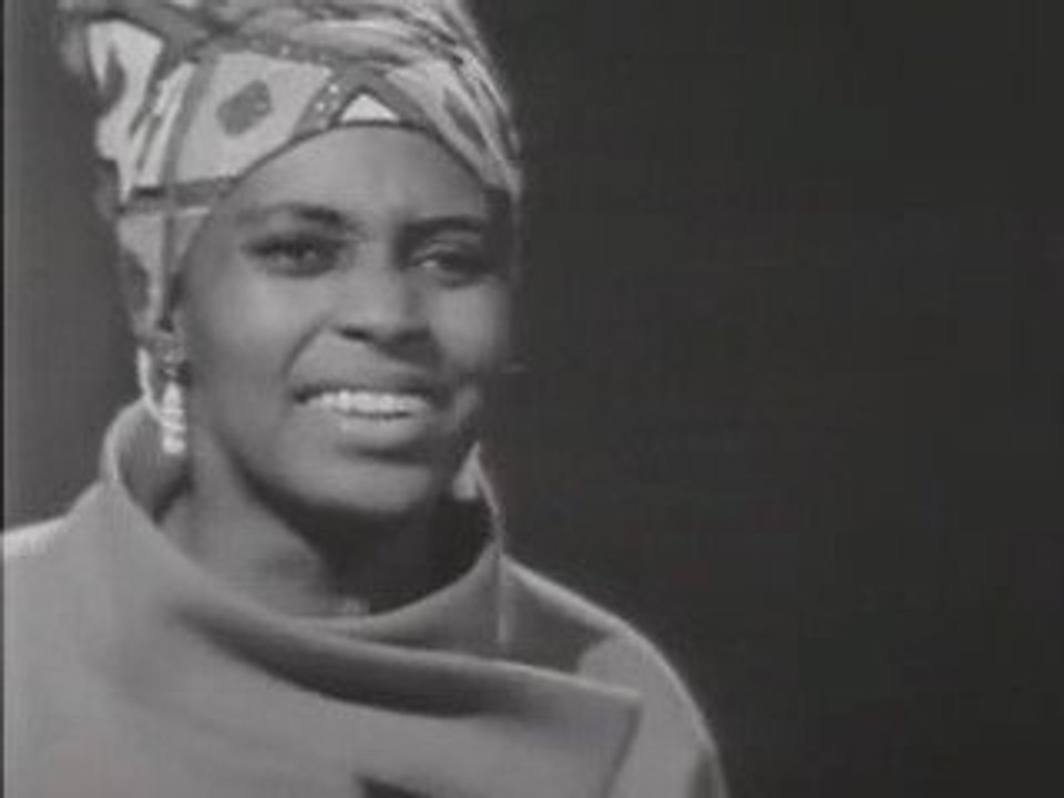 Miriam Makeba, Oxgam