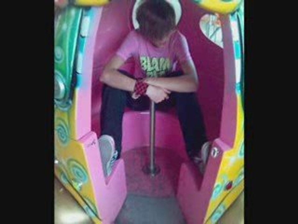 AyKuT- Tiplere BaK Sen 2009 // EMO Diss