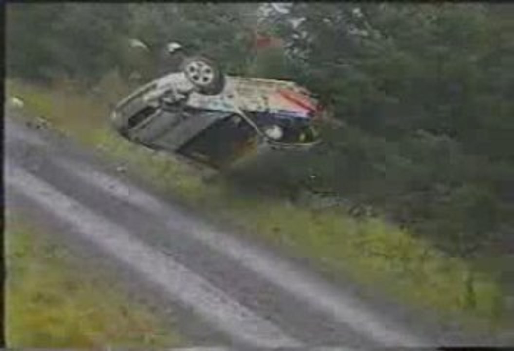 honda civic crash in rally