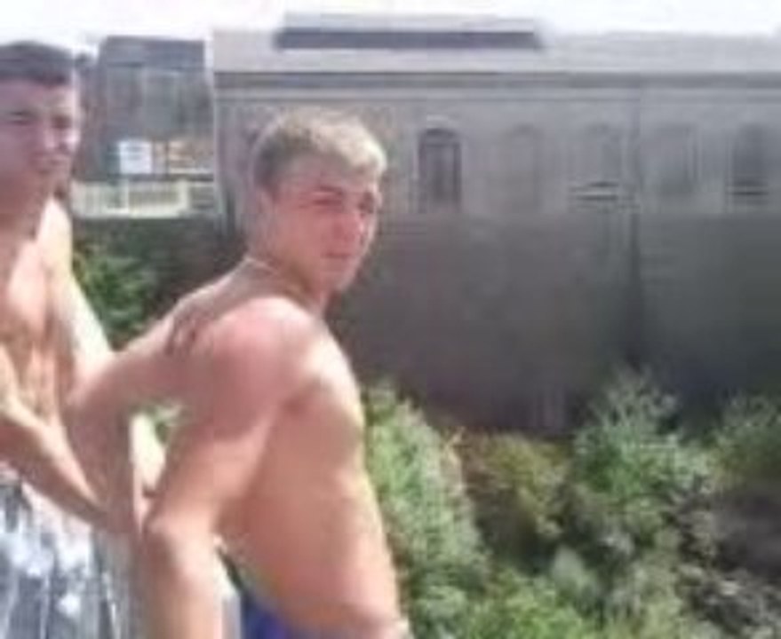 saut du pont d'arthes