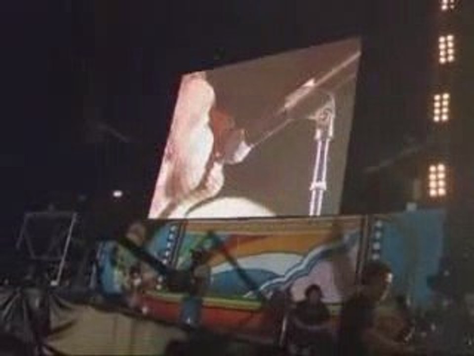 coldplay-perfect day live (lou reed cover)