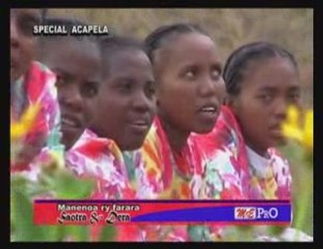 Manenoa ry farara - Saotra sy Dera special accapela