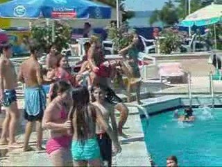 Abana Tatil Köyü Havuzu Şenlendi