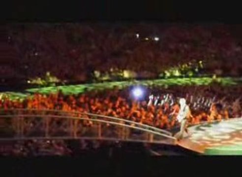 U2 - Paris I - Where The Streets Have No Name - 7 Cam