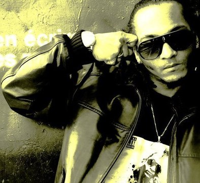 JEUNESSE NOIRE SARO.Mc roots reggea rap jah love africa unit