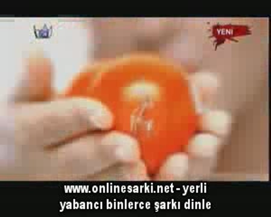 bengü - İki melek yeni video 2009 www.sarkilardinle.net
