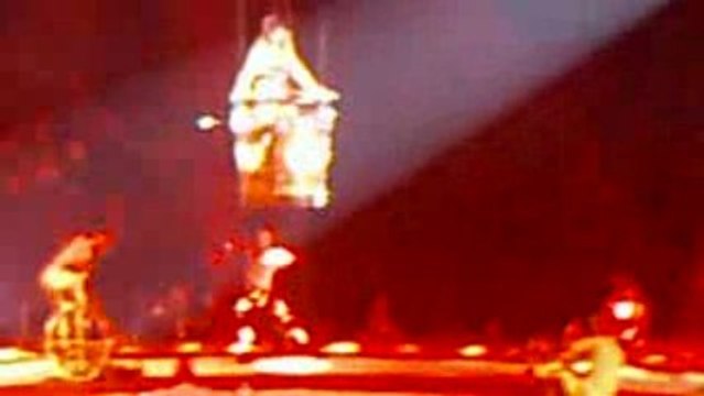 Britney Circus Tour(I'm A Slave 4 U)04/07/09 bercy