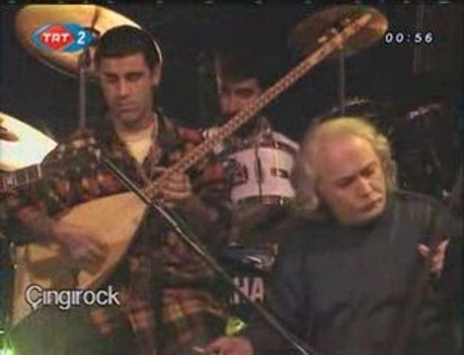 Barış Manço ve Cem Karaca ( iki devin muhteşem düeti )