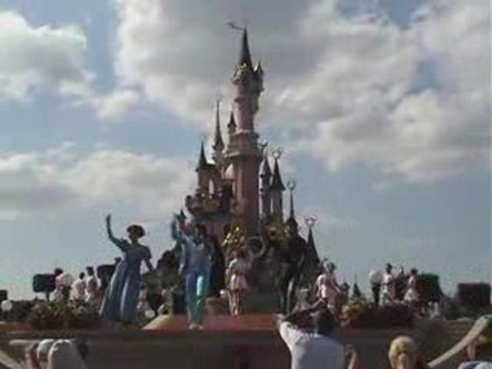 Spectacle Mickey party time