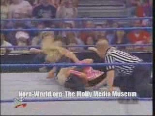 Smackdown 12-27-01 - Mighty Molly vs Trish
