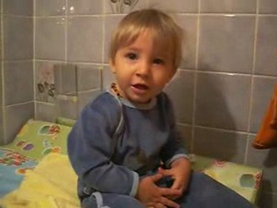 Esteban et son "caca"