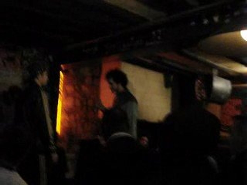 battle mc RES vs DEES à TOURS 2009