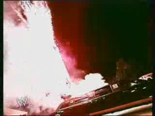 intro du DVD "Dx The New And Improved!