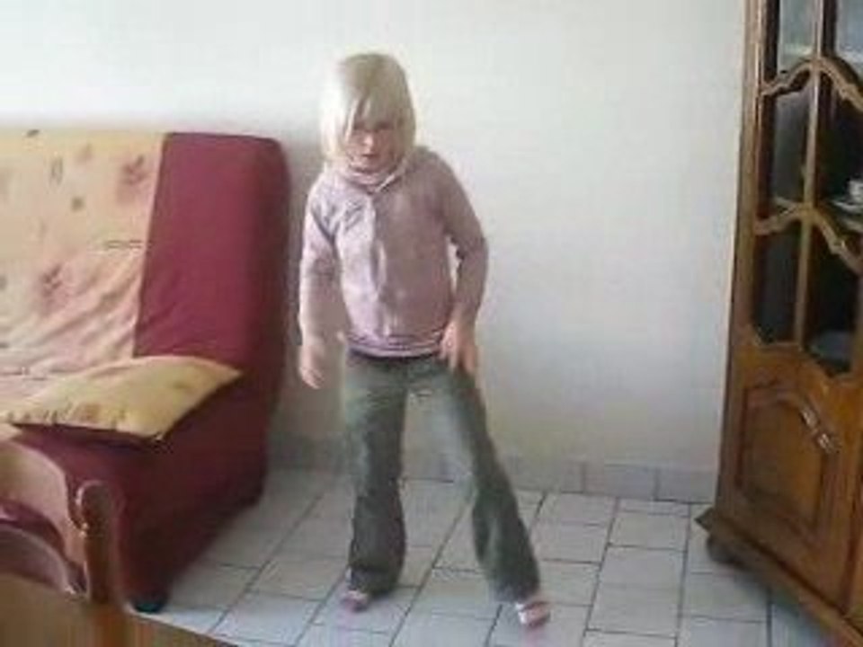 Coupe decale qui a dit que les blancs ne savent pas danser