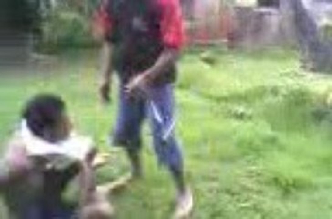 baston entre frangin
