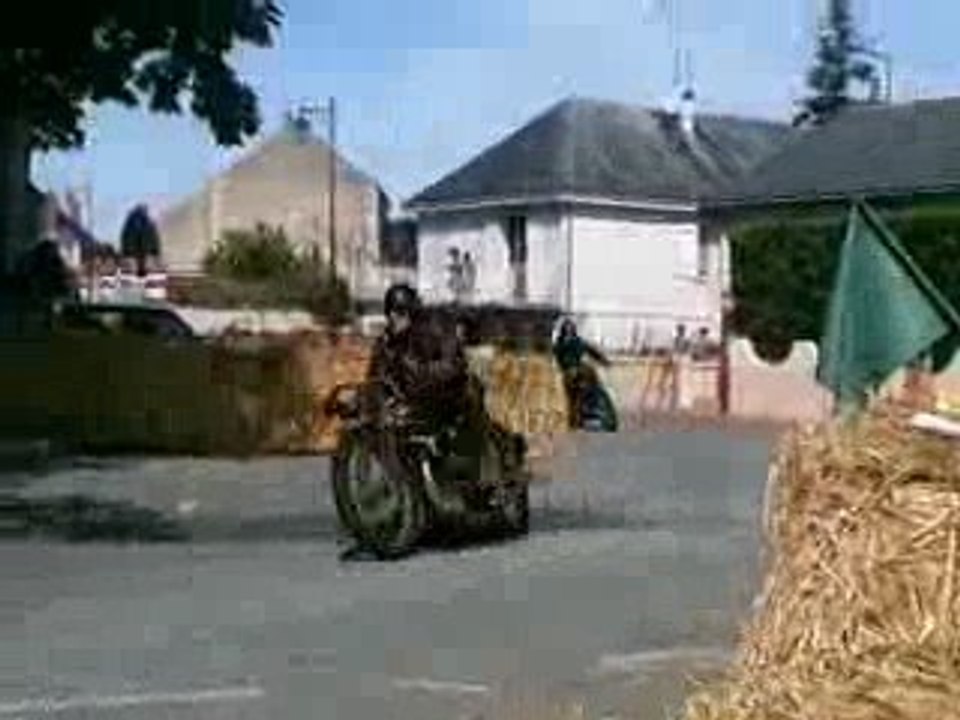 course rétro moto ancienne