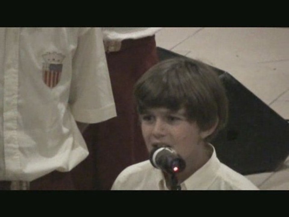 Petits Chanteurs d'Aix - Exodus.