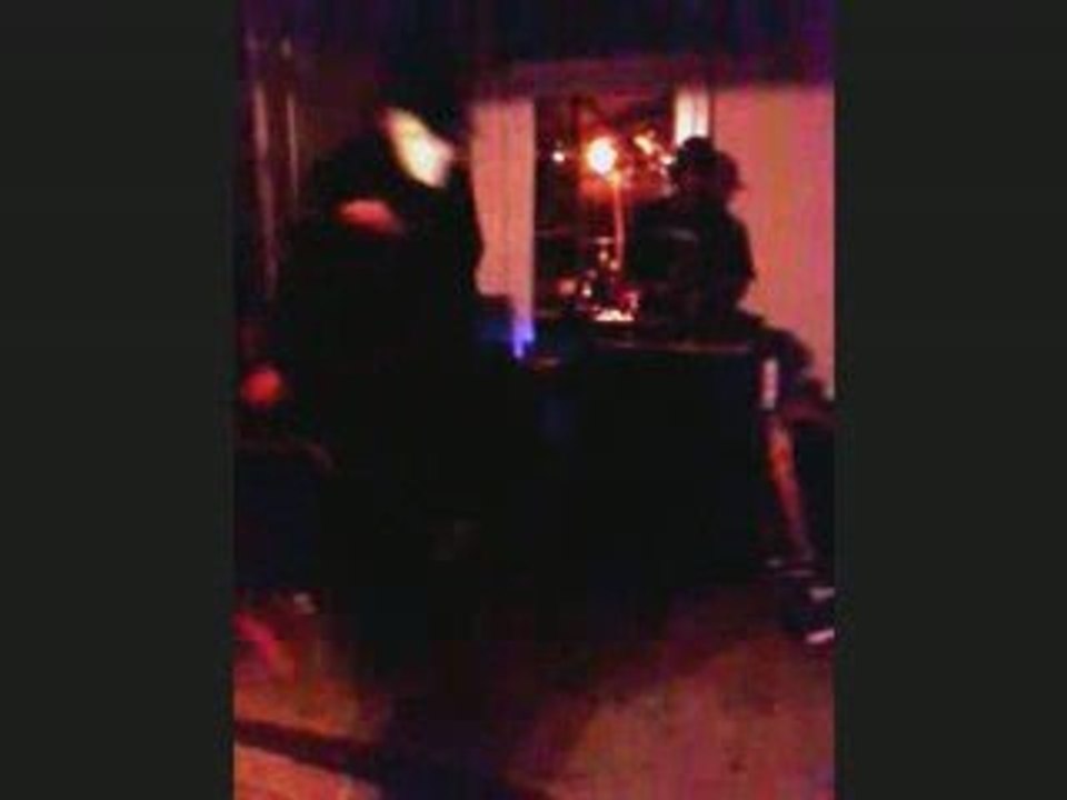 KIKO➜H_T3K HARDSHUFFLE