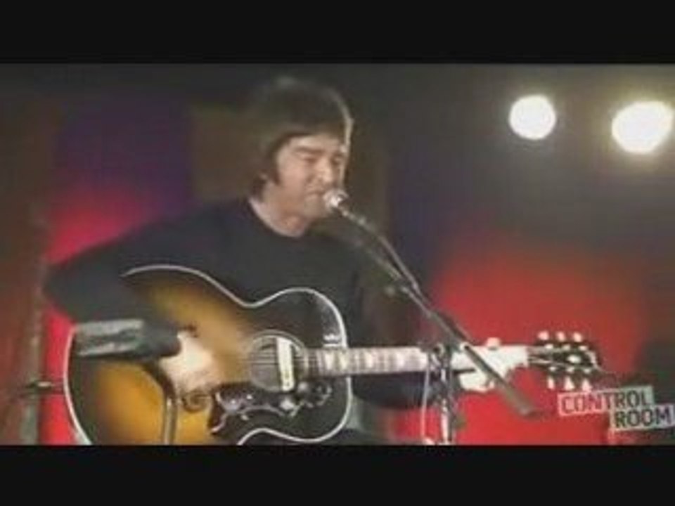 Oasis -Noel Gallagher & Gem Archer "Cast No Shadow" acoustic