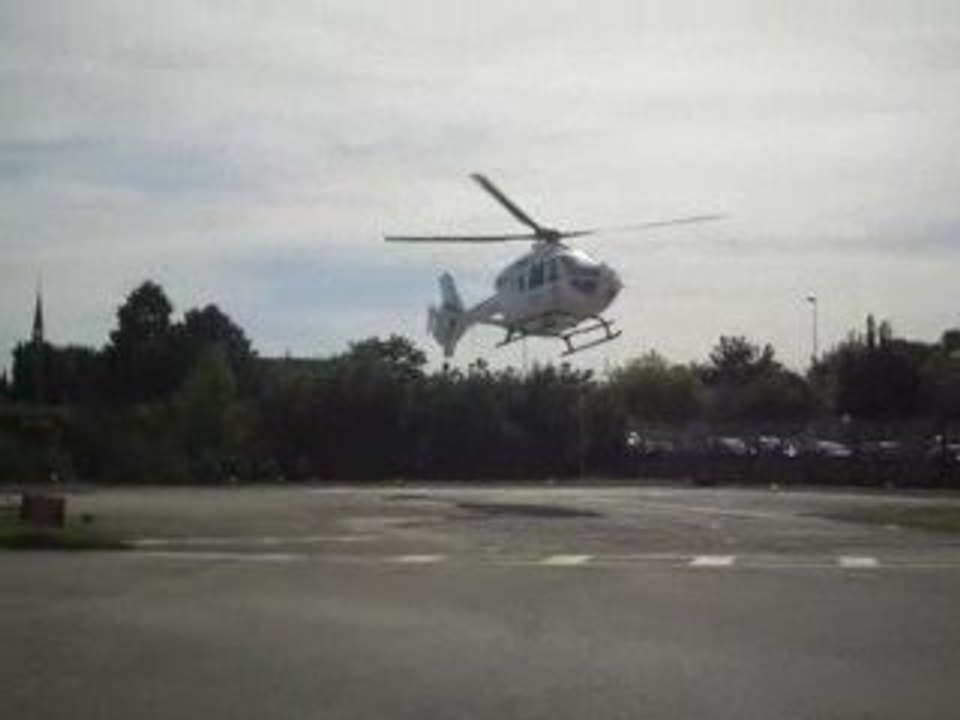 Helico EC 135 du Samu 21