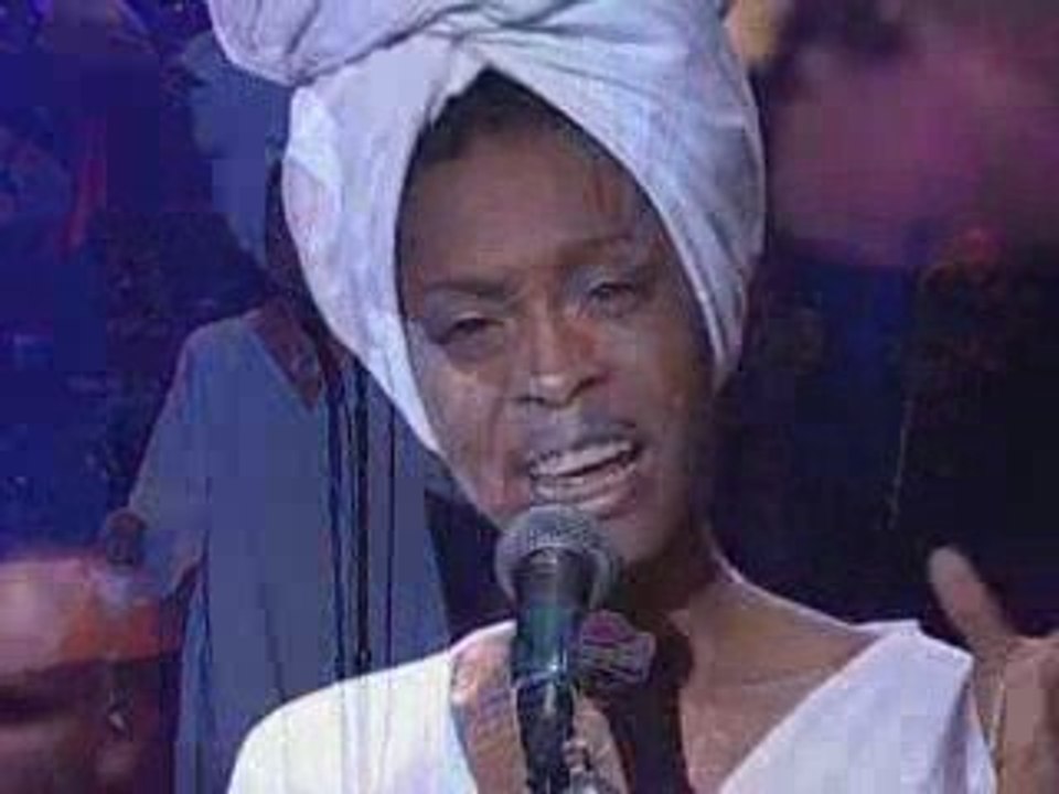 erikah badu "on & on"